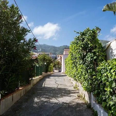 Alojamento de Acomodação e Pequeno-almoço Incanto Cefalù