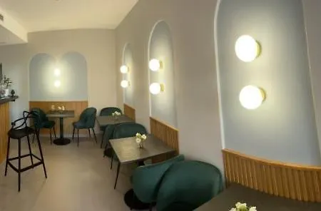 Incanto Чефалу