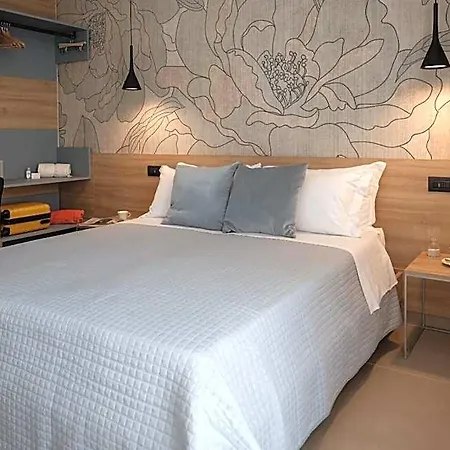 Incanto Nocleg ze śniadaniem 4*