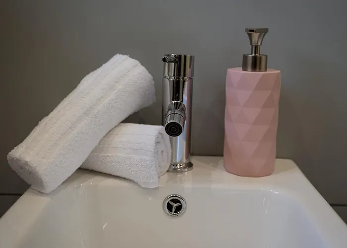 Alojamento de Acomodação e Pequeno-almoço Incanto 4*